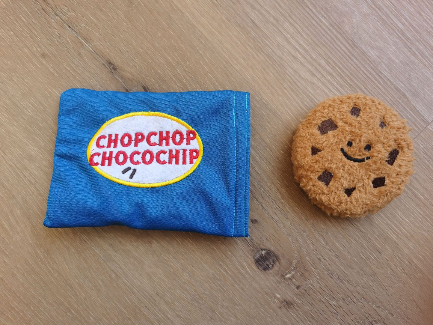 Cookie Squeak & Hide Toy